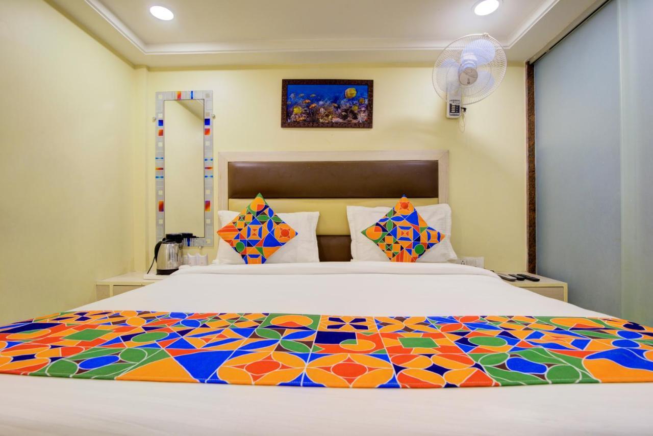 Hotel Kaushal Palace Нью-Дели Экстерьер фото
